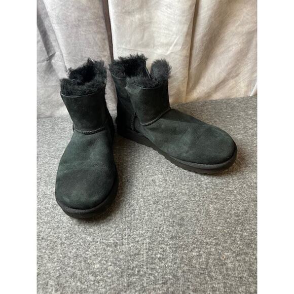 UGG Mini Bailey Button II Mid-Calf Boots -Sheepskin- Womens Size 8 Black 1016422 - Picture 6 of 9